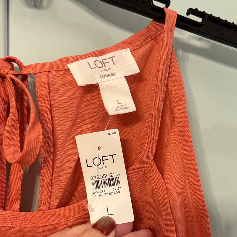 LOFT Vibrant Orange Tank Top - Picture 3 of 3